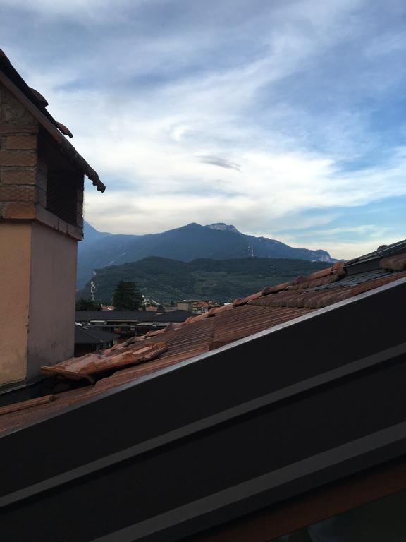 Appartamento I Sentieri 23 ริวาเดลการ์ดา ภายนอก รูปภาพ